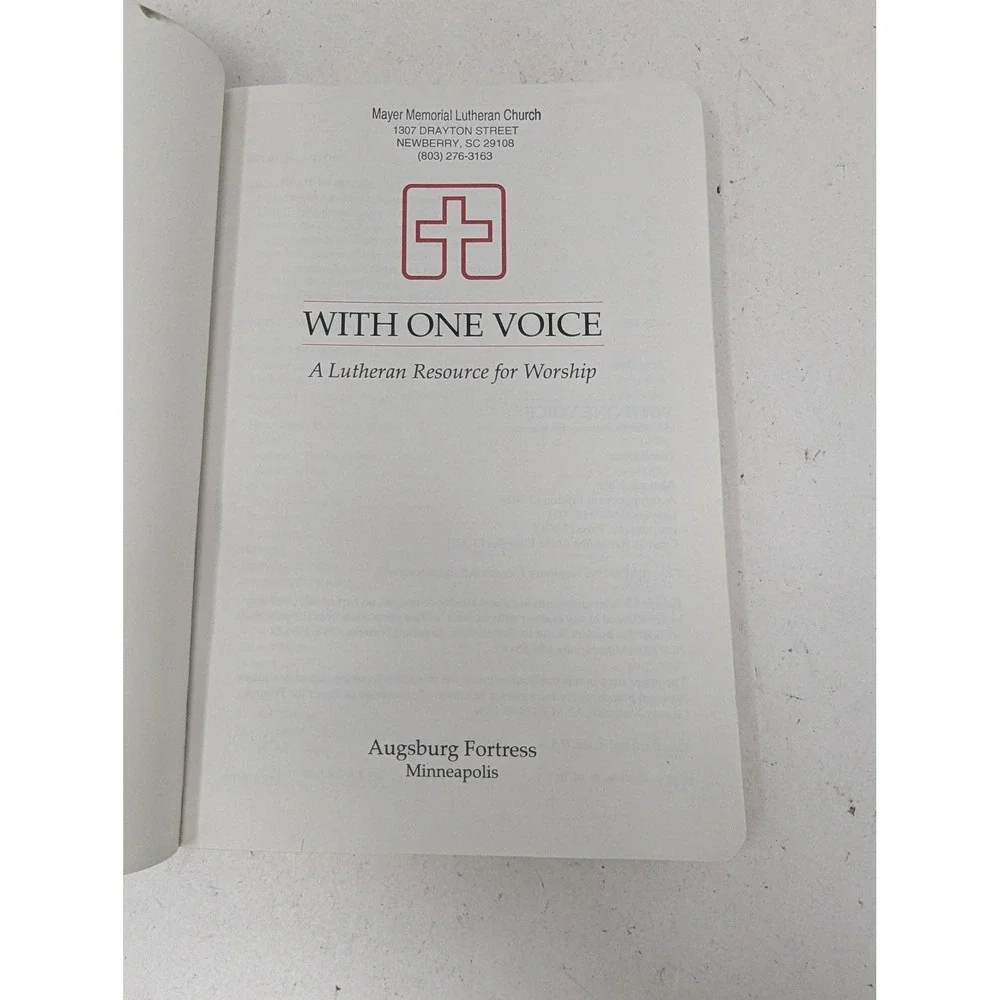 With One Voice Lutheran Hymnal Pew Edition 1995 Augsburg Softcover Worship